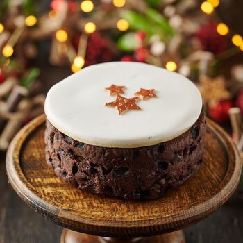 Iced Top Christmas Cake Round, 2 of 3