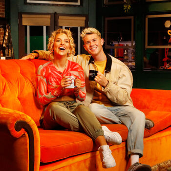 Friends™ 'The One In London' Experience For Two, 10 of 12