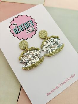 Pearl Clam Glitter Resin Earrings / Pearl And Glitter Resin Jewellery Iridescent Sea Gift / Beach Wedding Jewellery Nautical Sparkle Accessory / Under The Sea Statement, 2 of 5