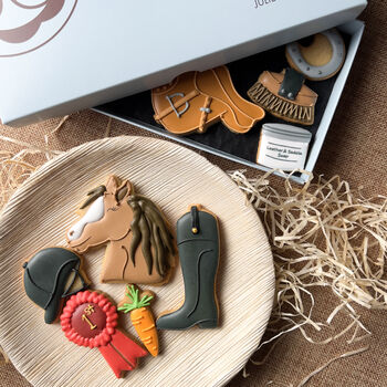 Deluxe Horse Riding Biscuit Box, 2 of 2