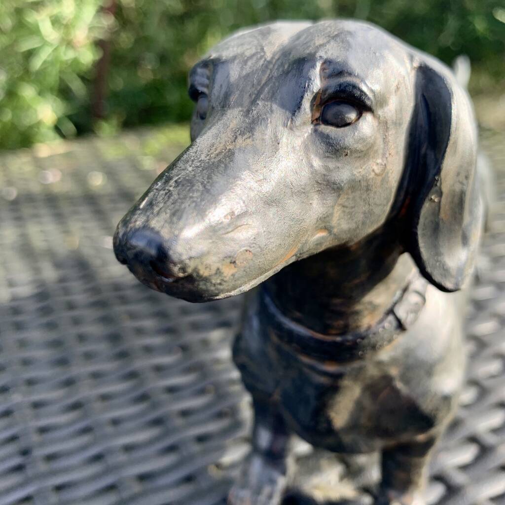 Standing Dachshund Sculpture Lo108 By London Garden Trading