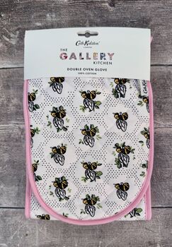 Bee Patterned Double Oven Glove, 3 of 3