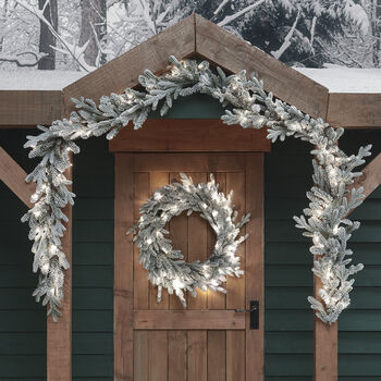 Pre Lit Outdoor Snowy Christmas Wreath And Garland, 4 of 4
