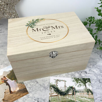 Personalised Wooden Wedding Foliage Wreath Keepsake Memory Box, 3 of 10
