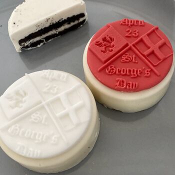 Personalised St George's Day Twin Chocolate Oreo Gift, 4 of 12