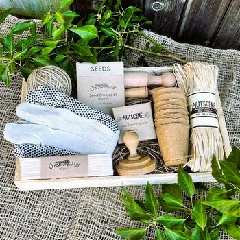 Potting Shed Gardening Gift Set, 8 of 12