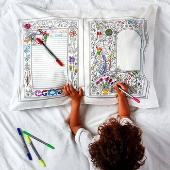 Fairytale Pillowcase Kit + 10 Pens, Colour In And Learn, 6 of 7