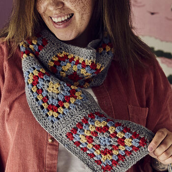 Granny Annie Squares Crochet Kit, 2 of 11