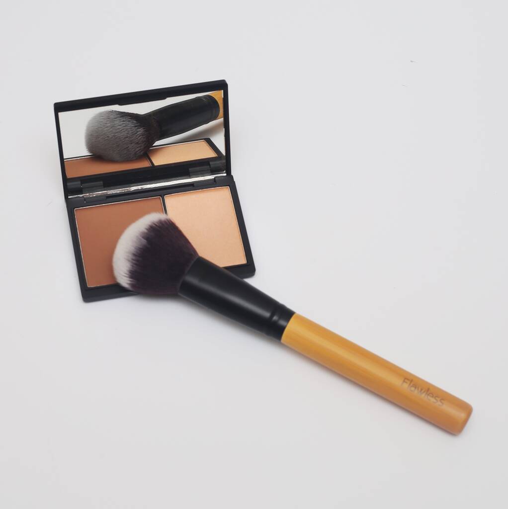 Flawless Contour Blending Brush By Flawless