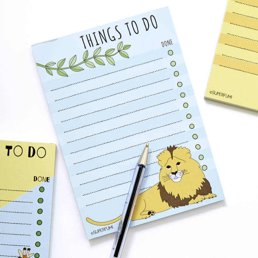 Magnetic things to do list pad with lion by sunny clouds 