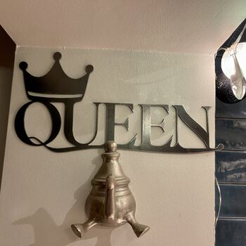 Queen And Crown Metal Art Word Sign Jubilee, 11 of 12