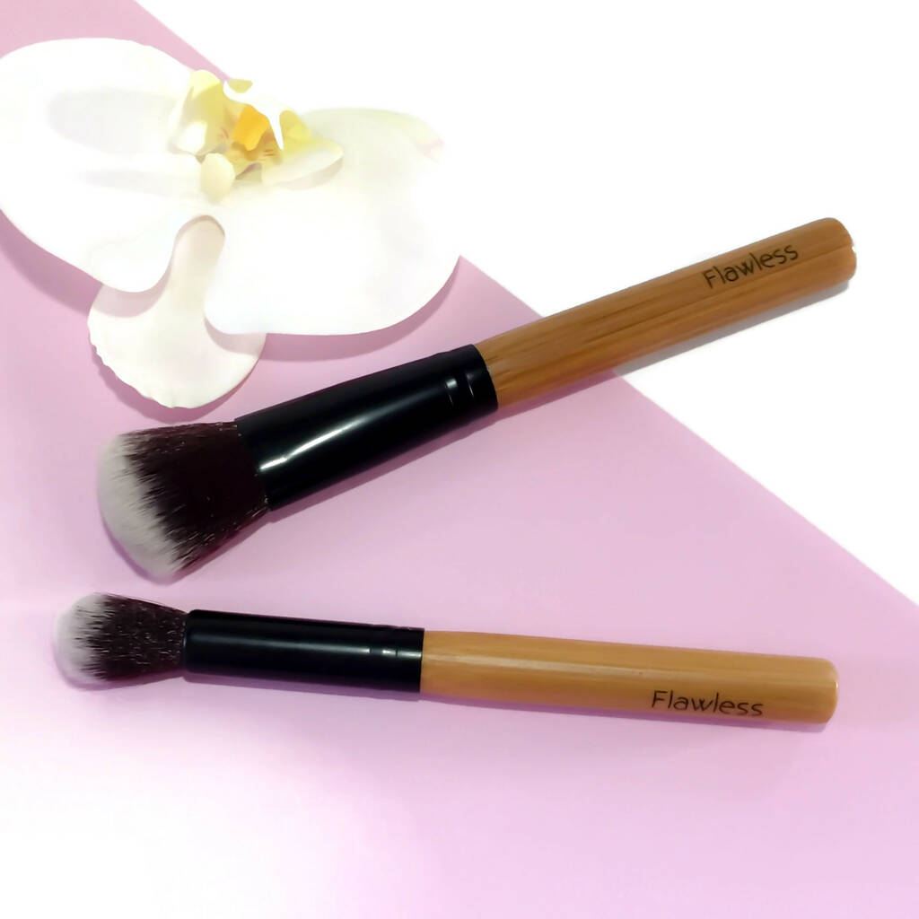 flawless-contour-and-highlighter-makeup-brush-duo-by-flawless