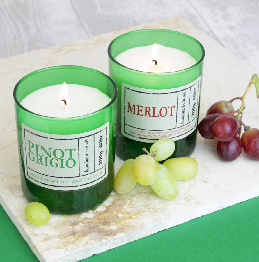 Pinot Grigio White Wine Scented Candle In Green Glass By Hearth