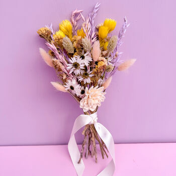 Mini Dried Daisy Arrangement, 3 of 4