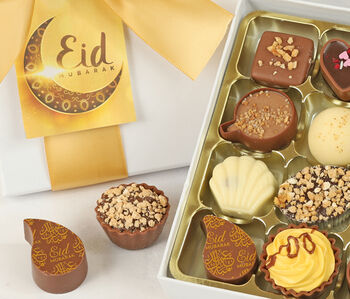 Stunning White And Gold Eid 16 Chocolate Box With Eid Mubarak Gift Tag, 2 of 4