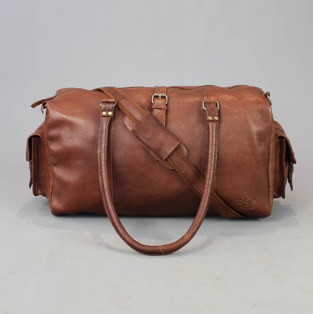 Vintage Style Personalised Brown Leather Bowling Bag Vintage Style Personalised Brown Leather Bowling Bag