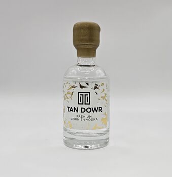 Tan Dowr Premium Cornish Classic Vodka 5cl Miniature, 4 of 5