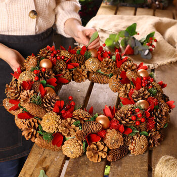 Large Canterbury Wreath Candle Holder Table Centrepiece, 3 of 5