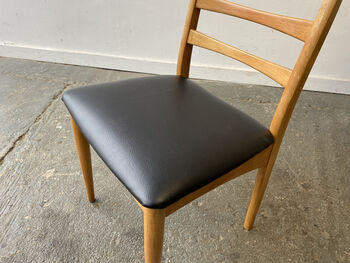 Six Mid Century Dining Chairs By Schreiber Furniture, 7 of 10