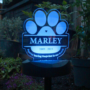 Personalised Pet Memorial Outdoor Solar Light, 3 of 5