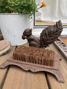Squirrel Cast Iron Boot Brush And Shoe Scraper Cleaner – Metal Brown, 3 of 5