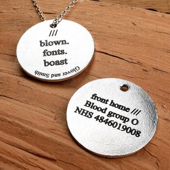 Personalised What3words Round Pewter Keyring Gift, 5 of 7