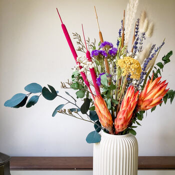 Colourful Protea Dried Flower Bouquet 'missy', 3 of 7