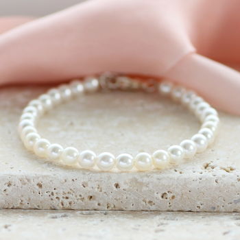 Classic Pearl Bracelet, 2 of 10