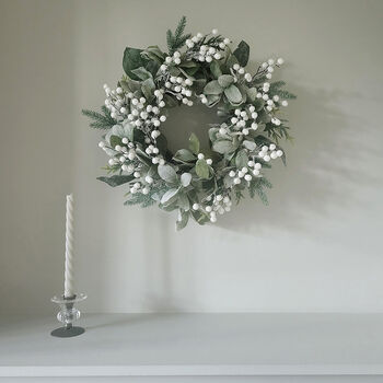 Frosted White Berry Christmas Wreath, 4 of 5