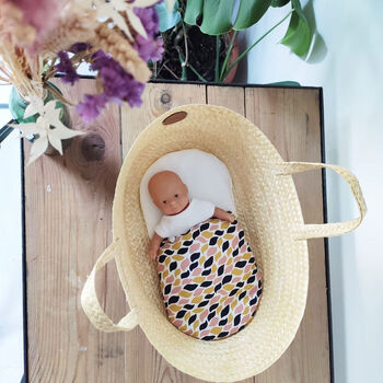 Doll's Carrycot, 2 of 2