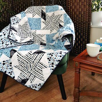 Star Quilted Blanket. Blue, Navy And White, 5 of 6