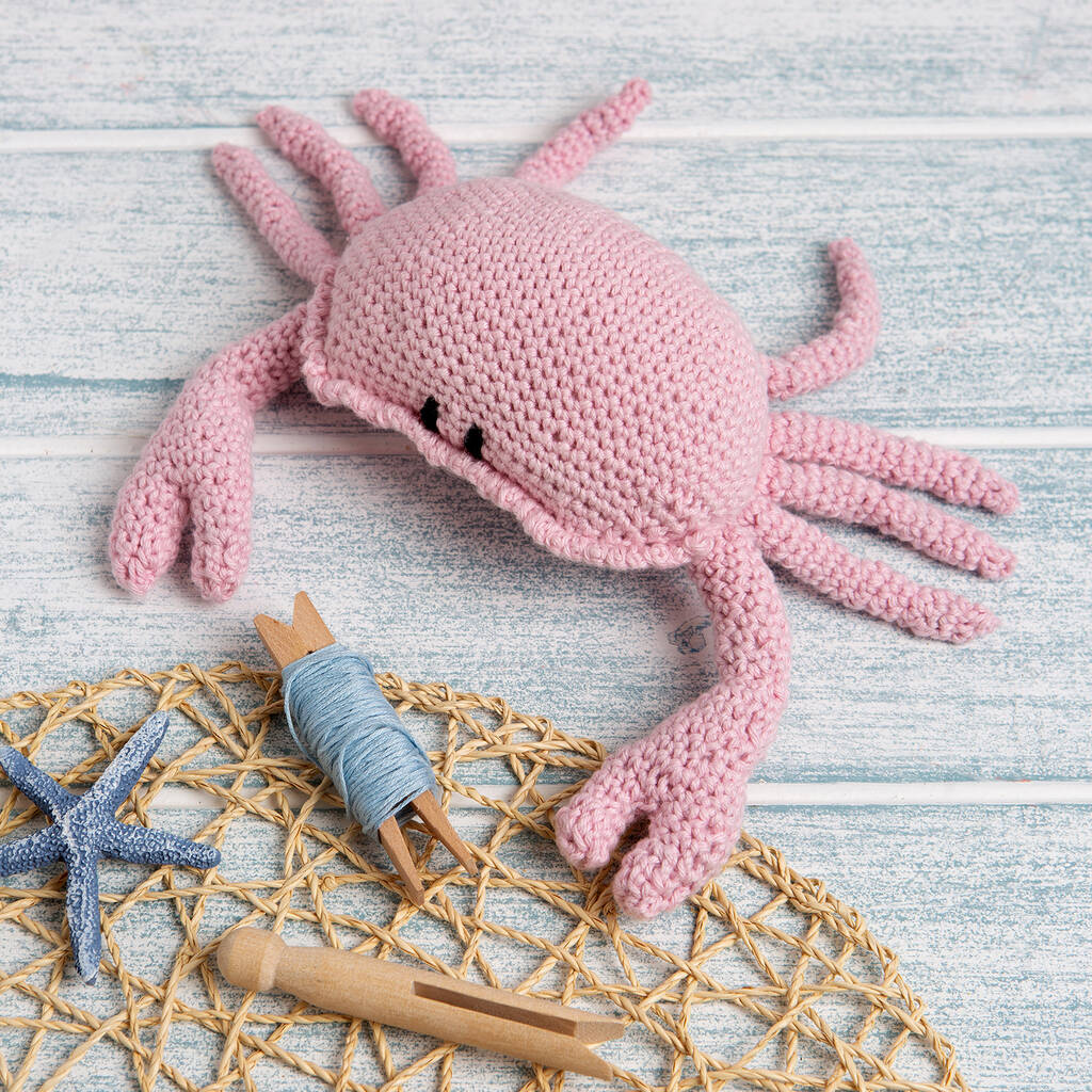 Luna The Crab Easy Crochet Kit, 1 of 10