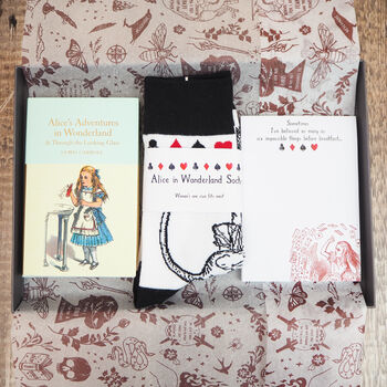 Alice In Wonderland Book Gift Set, 7 of 7