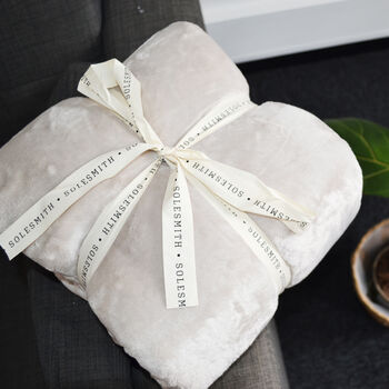 Personalised Family Cuddles Throw, 3 of 12