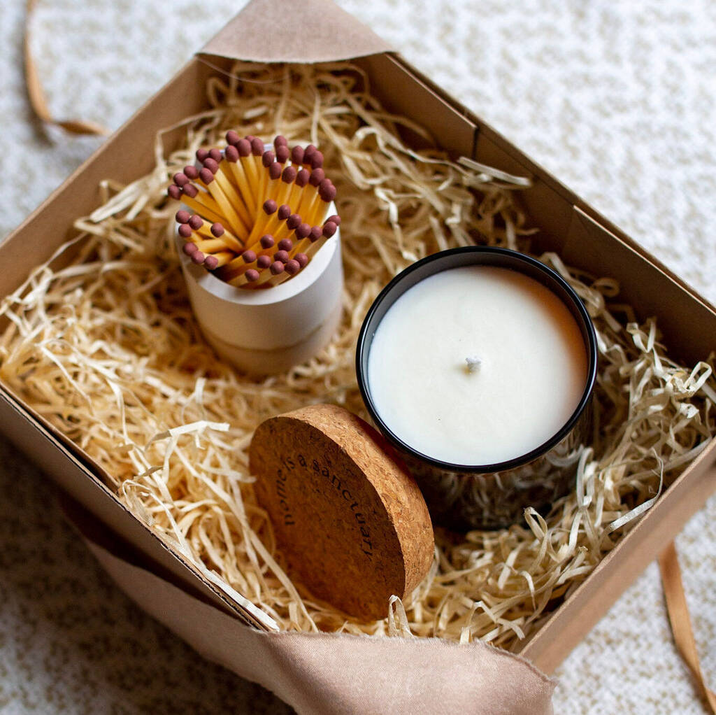Candle Gift Box : Dark Amber And Sandalwood, 1 of 5