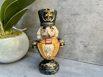 15cm Nutcracker Ornament – Festive Xmas Bust Figurine Decoration, 7 of 12
