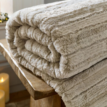Chatsworth Supersoft Faux Fur Throw 130x170cm Fawn, 4 of 4