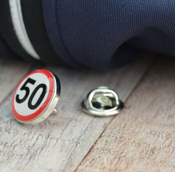 40 Speed Sign Lapel Pin Badge, 3 of 3