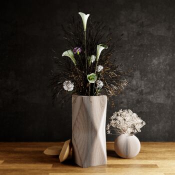 3D Diamond Shape Vase In Muted White For Dried Flowers, 2 of 6