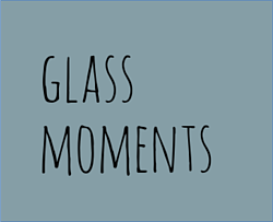 Glass Moments Logo