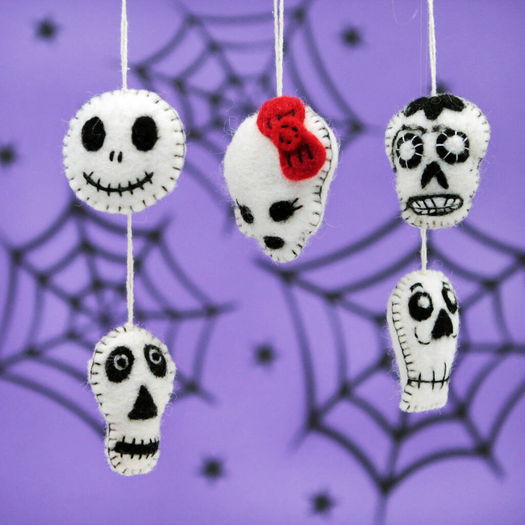 Five Felt Skull Halloween Decorations
