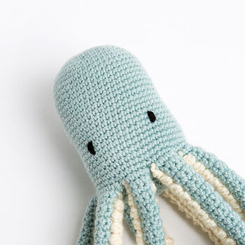 Rosie Octopus Intermediate Crochet Kit, 5 of 8