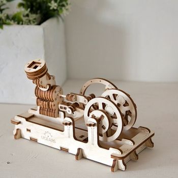 Mechanical Engine Wooden Self Assembly Kit Ugears, 9 of 12