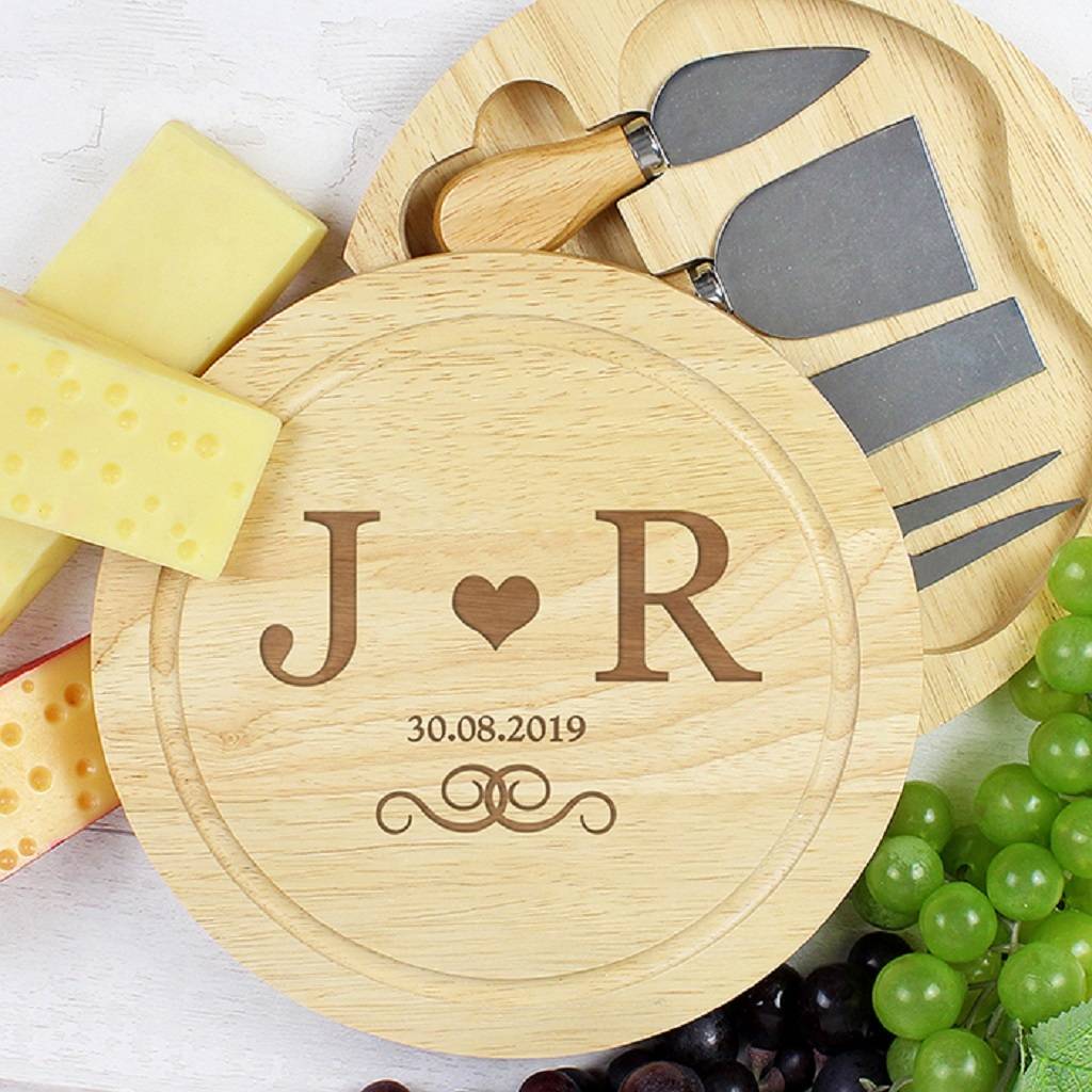 Personalised Cheeseboard With Cheese Knives By Oli And Zo 