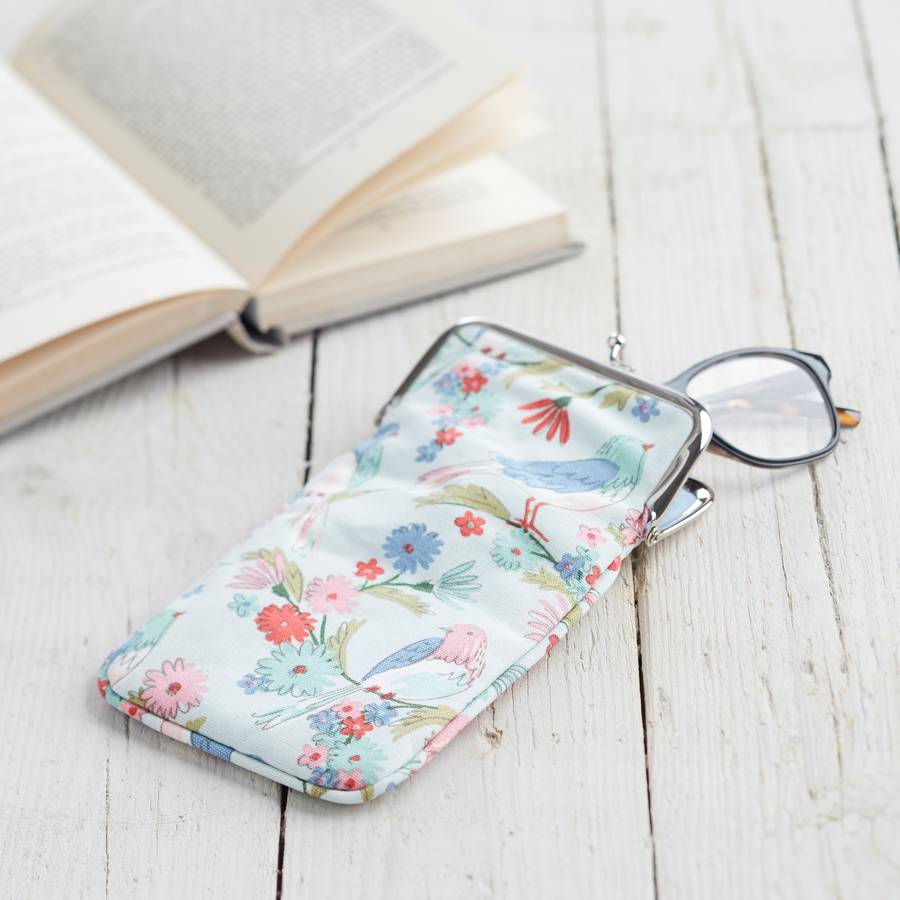 illustrated bird glasses case by the contemporary home