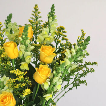 Shellebe Fresh Flower Letterbox Gift, 2 of 2