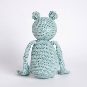 Freddy The Frog Crochet Kit, 3 of 5