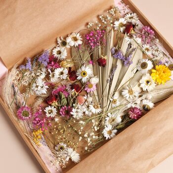 Assorted Dried Flower Offcuts, 2 of 5