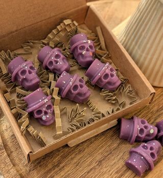 Toffee Apple Skull Shaped Wax Melts For Halloween, 6 of 7