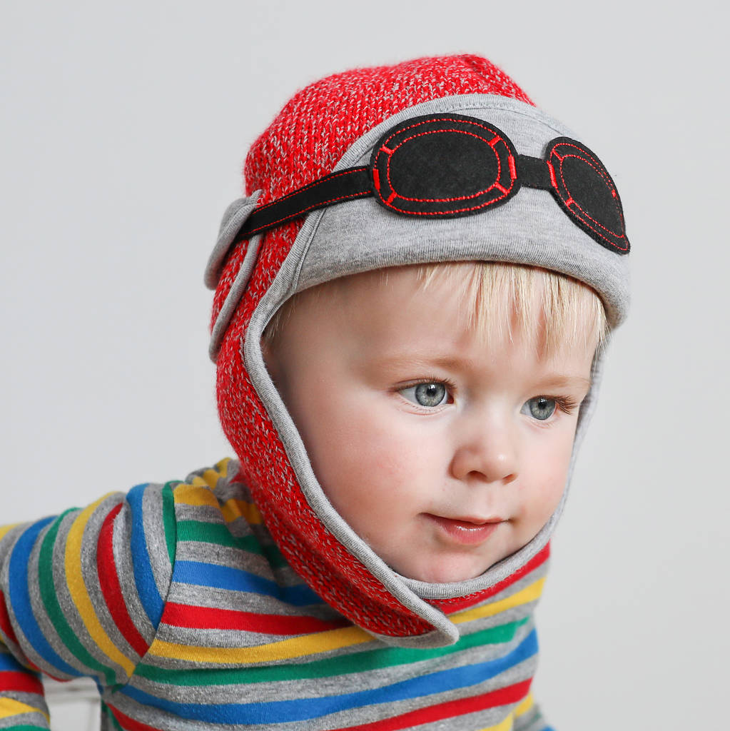 baby's winter pilot hat with goggles red by mylittleduckling